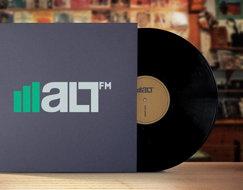 Malt FM Level I – Music Streaming UI Design by Ozan Vardar